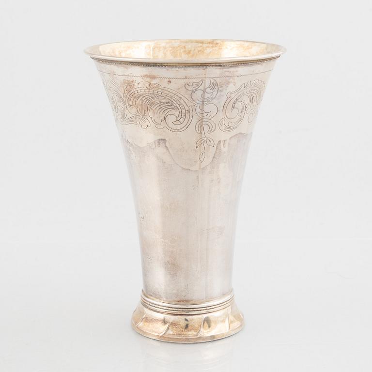 A Swedish silver beaker, mark of JL Hultman, Stockholm 1936.