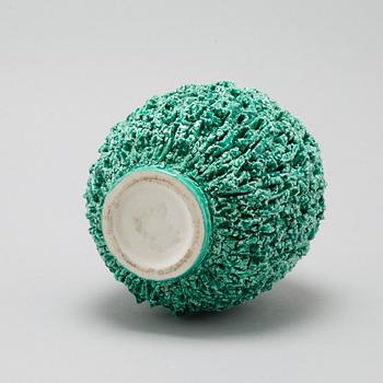 GUNNAR NYLUND, vaser, 2 st, chamotterat stengods, Rörstrand, modellen formgiven 1936.