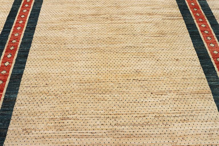A Gabbeh carpet, c. 291 x 198 cm.