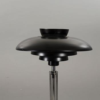 A FLOOR LAMP FROM GNOSJÖ KONSTSMIDE.