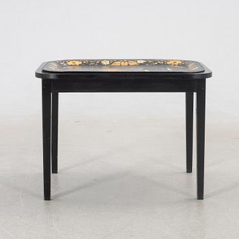 Brick table, 19th century.