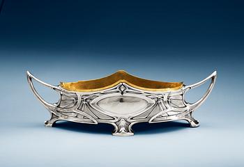 510. A Karl Anderson silver jardinière, Stockholm 1906.