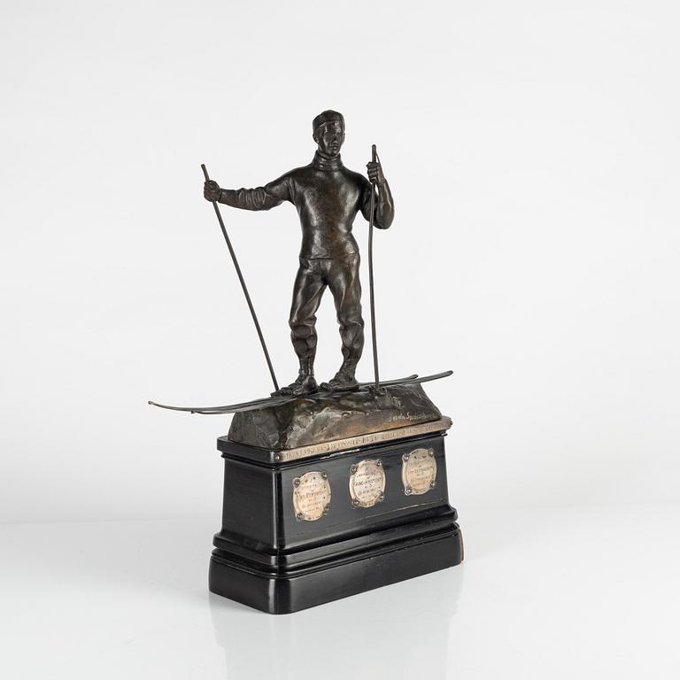 Gerda Sprinchorn, sculpture. Signed. Bronze, total height 39 cm.