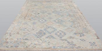 A carpet, Kelim, ca 290 x 198 cm.