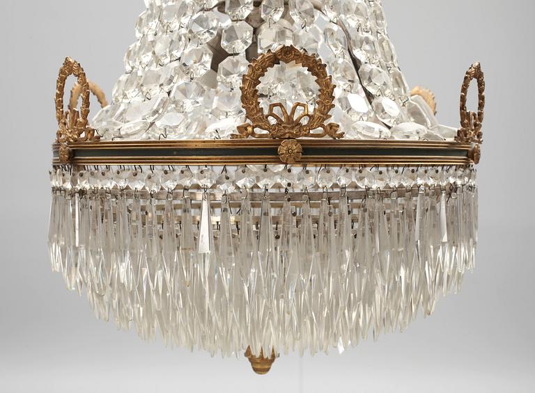 TAKKRONA, empirestil, 1920-30-tal. H 85.