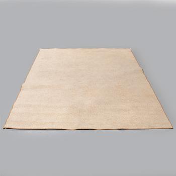 MATTO, tufted, ca 297 x 247 cm.