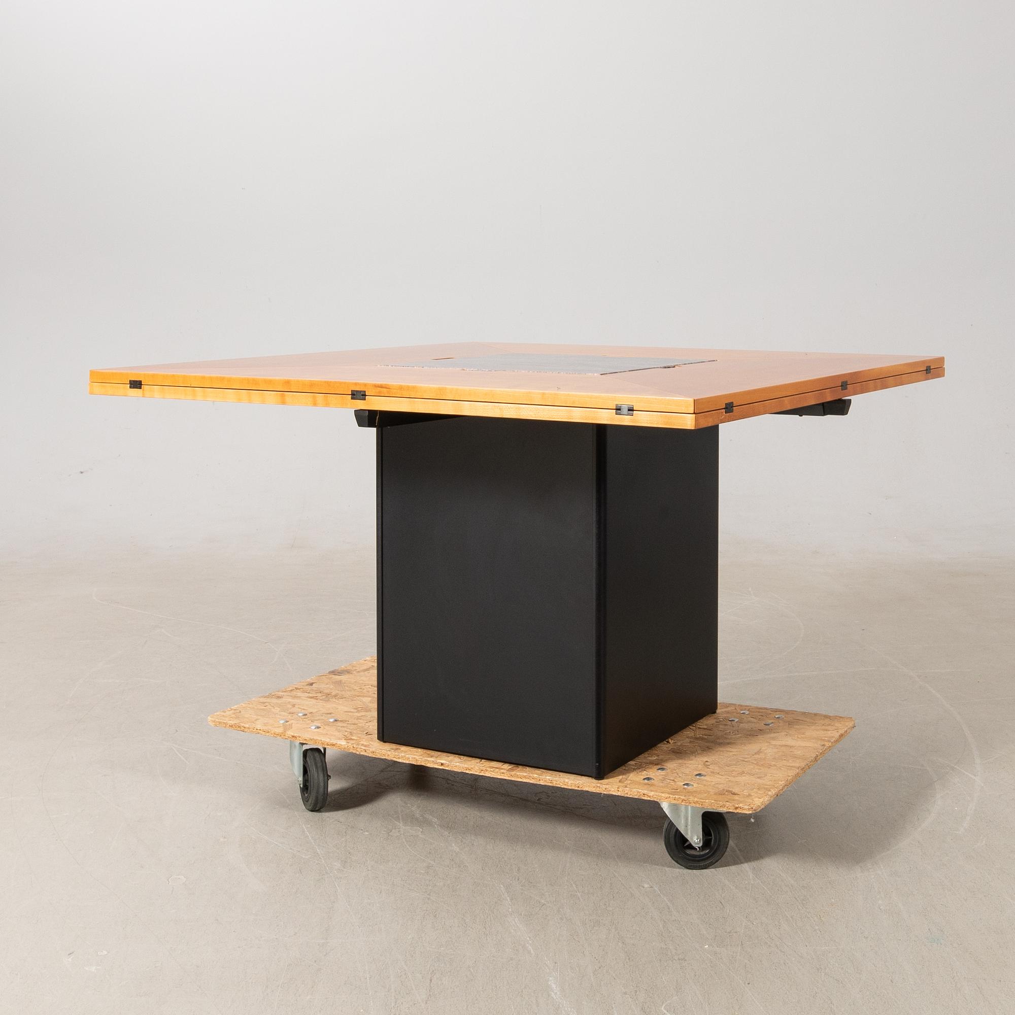 Bob & Dries van den Berghe-Pauvers table "Cirkante" Tranekaer Denmark 2000s.