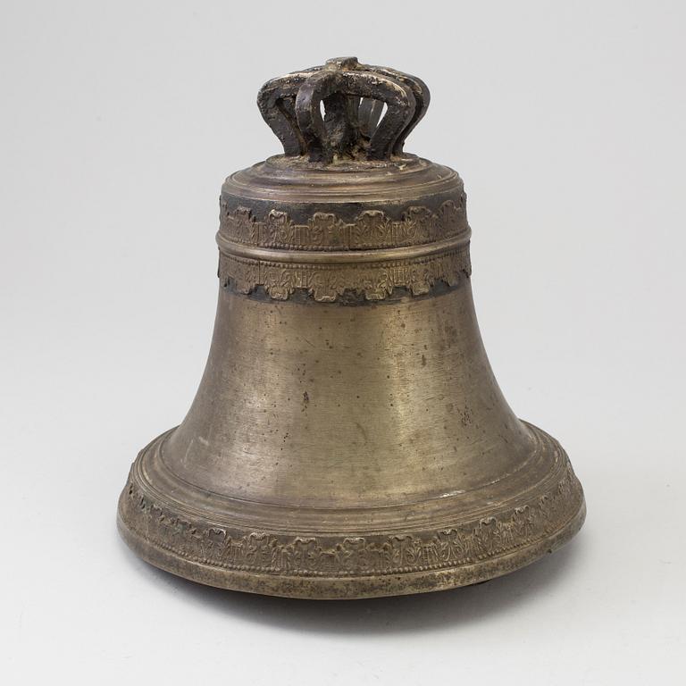 A cast iron bell made in Stockholm 1825.