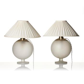 Harald Notini, a pair of table lamps model "15206", Arvid Böhlmarks Lampfabrik, Stockholm, 1930s.