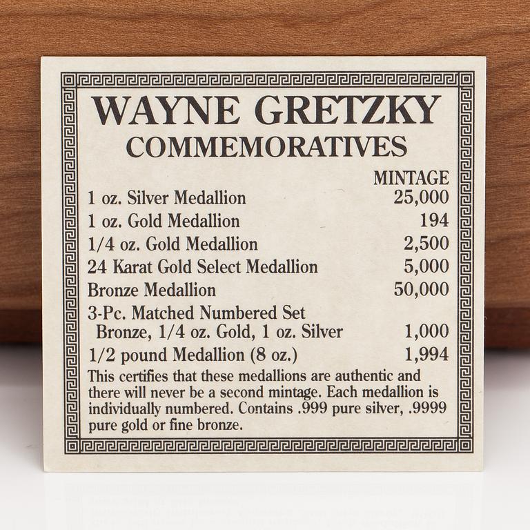 Minnesmedalj, Wayne Gretzky, 24K guld, nr. 93/194.