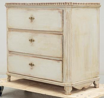 BYRÅ, sengustaviansk stil, 1800-tal.