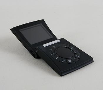 TELEFON MED DOCKNINSSTATION, 3 delar.  Bang & Olufsen "Serene".