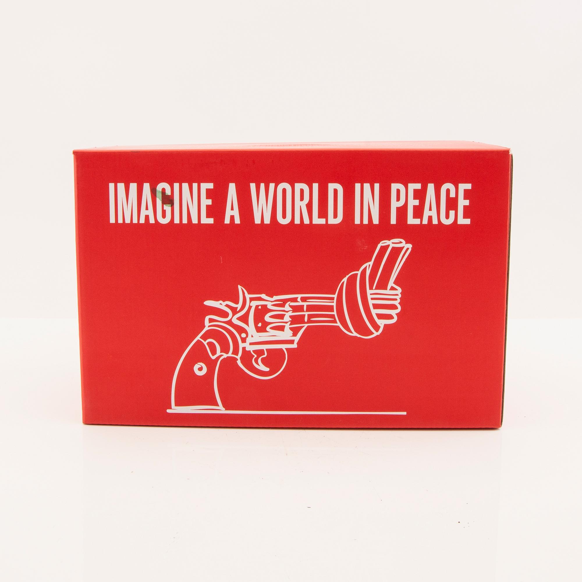Carl Fredrik Reuterswärd/The Non-Violence Project Foundation, sculpture, numbered 172/499.