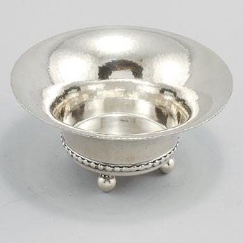 SKÅL, silver, K.Andersson, Stockholm, 1917. Vikt 503 g.