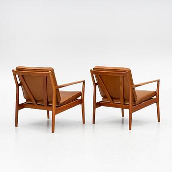 Steffen Syrach-Larsen, a pair of armchairs, Børge Jensen, 1960s.