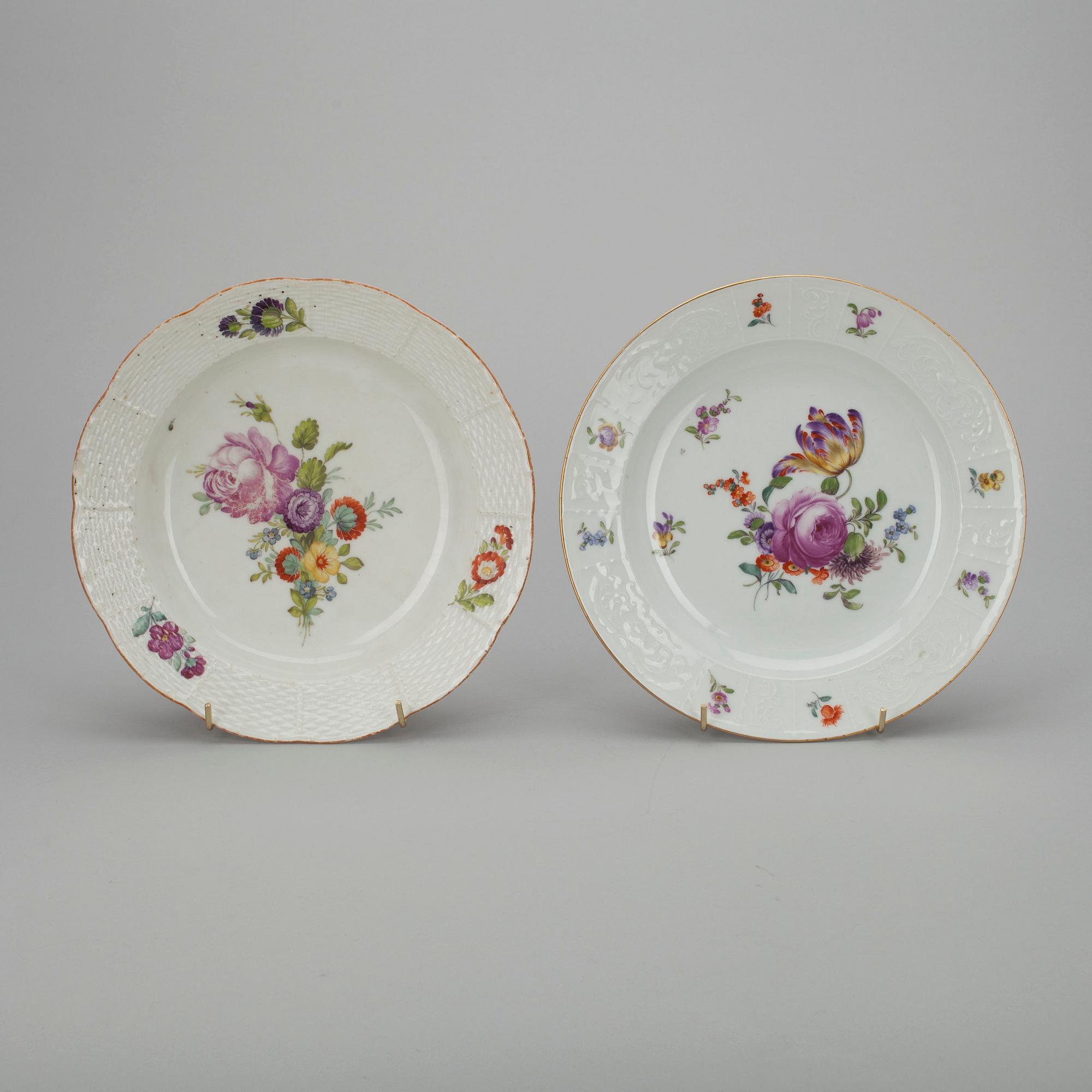 FAT, 2 st, Ryssland och Frankrike, Kejserliga porslinsfabriken 1762-96 och Ludwigsburg 1758-93.
