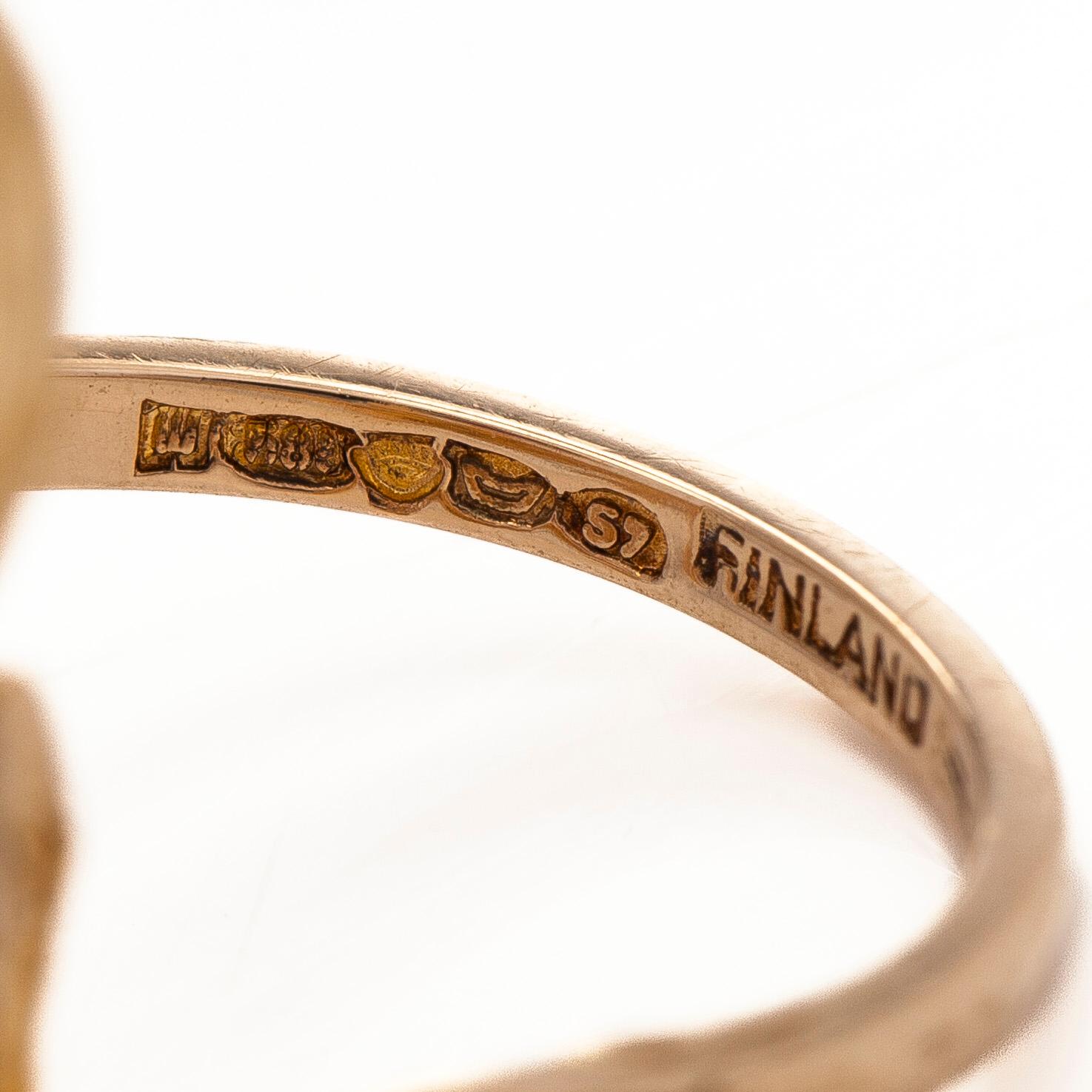 Björn Weckström, a 14K gold ring 'Pond in the forest' with a tourmaline. Lapponia 1971.