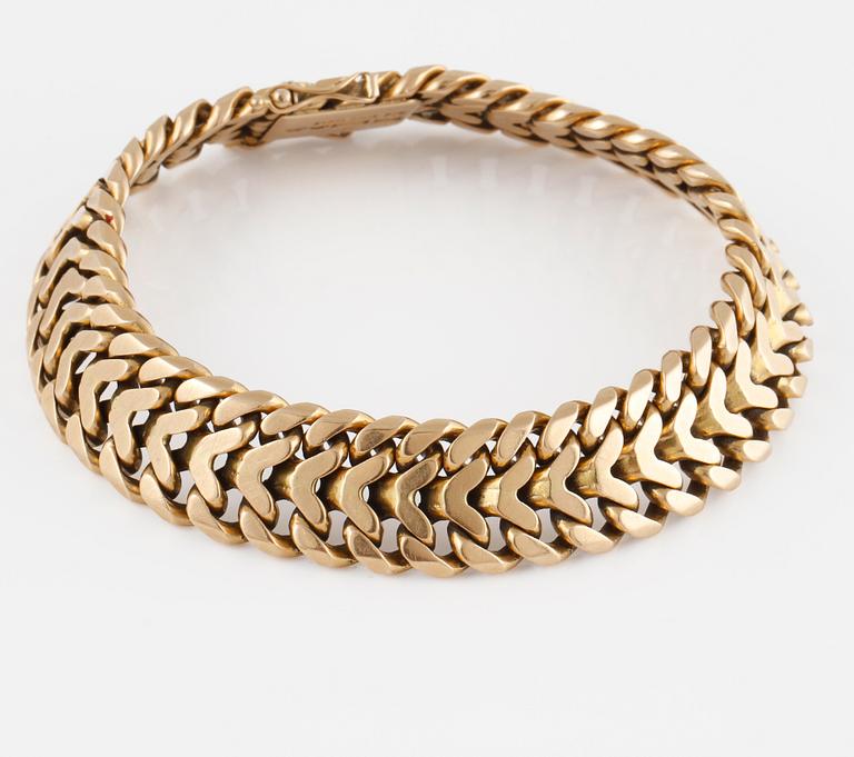 ARMBAND, 18K guld, Gustav Dahlgren & Co, Malmö. Vikt 72,4 gram.