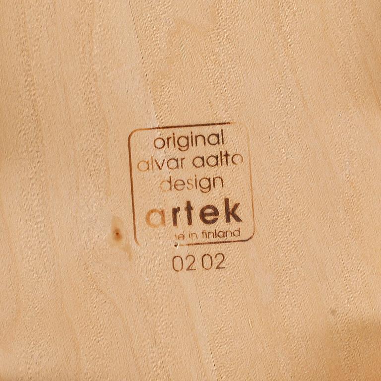 STOLAR, 4 st, modell 66, Alvar Aalto, Artek, 1900-talets senare hälft.