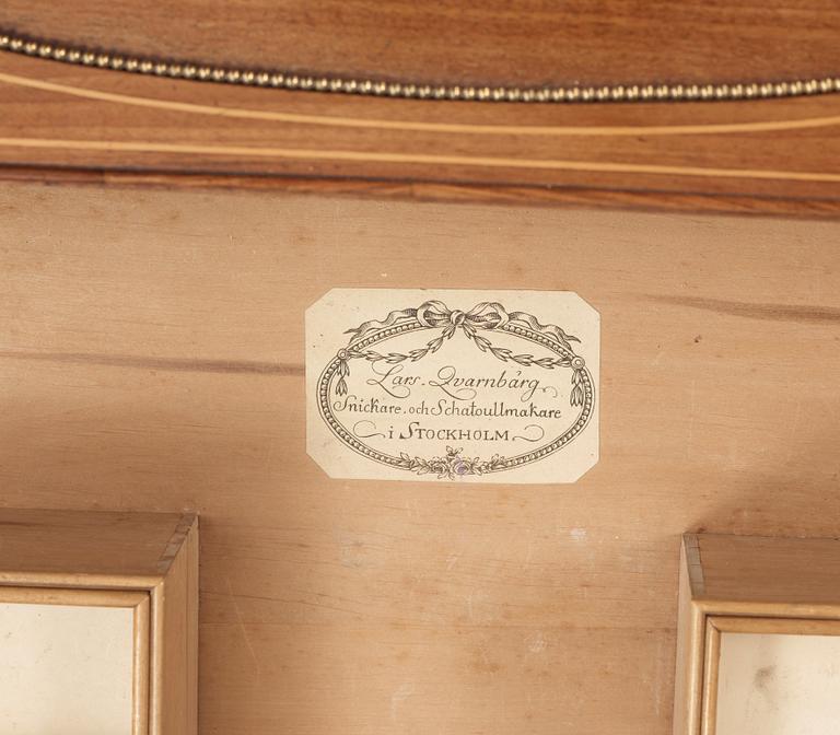 BORD, av Lars Qvarnberg (mästare i Stockholm 1801-1813). Sengustavianskt.