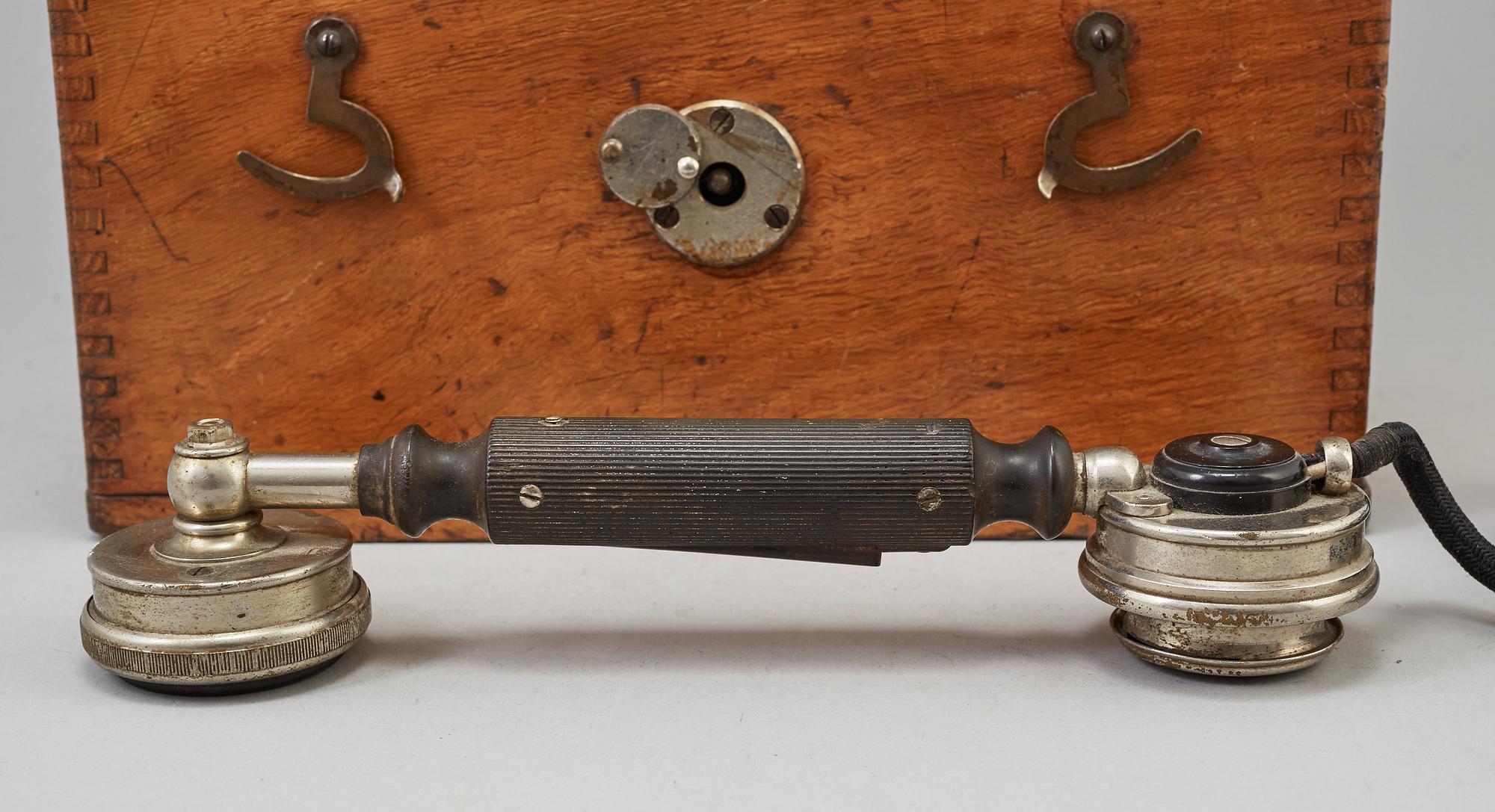 FÄLTTELEFON, 1900-talets början.