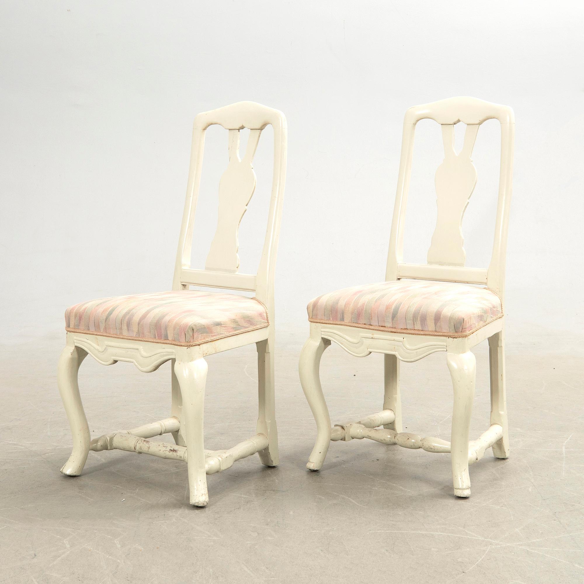 Chairs, a pair, late Baroque.