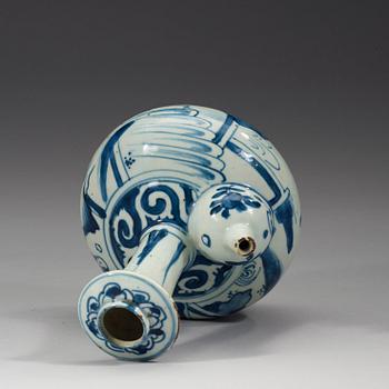 A blue and white kraak kendi, Ming dynasty, Wanli (1572-1620).