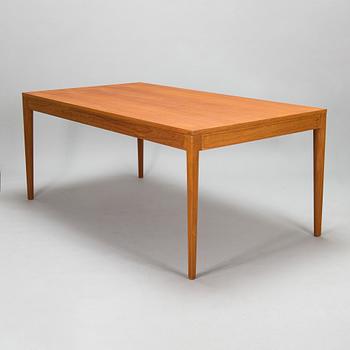 Finn Juhl, a 'Diplomat' table for  France & Son, Denmark.