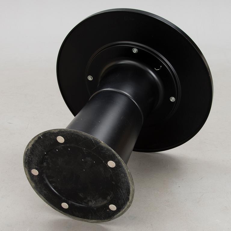 YRJÖ KUKKAPURO, pöytä, "Saturnus" 659, Haimi 1970-luku.