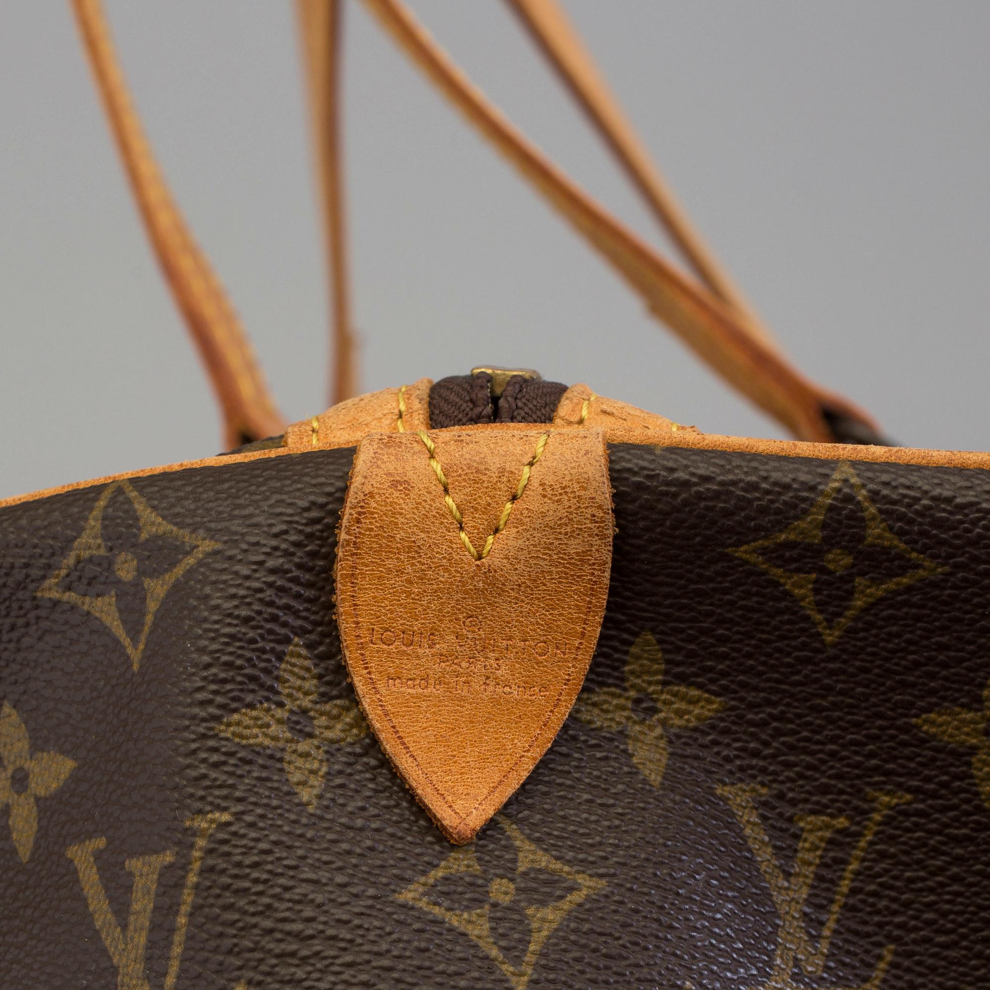 LOUIS VUITTON Sac Souple 45 bag. Bukowskis