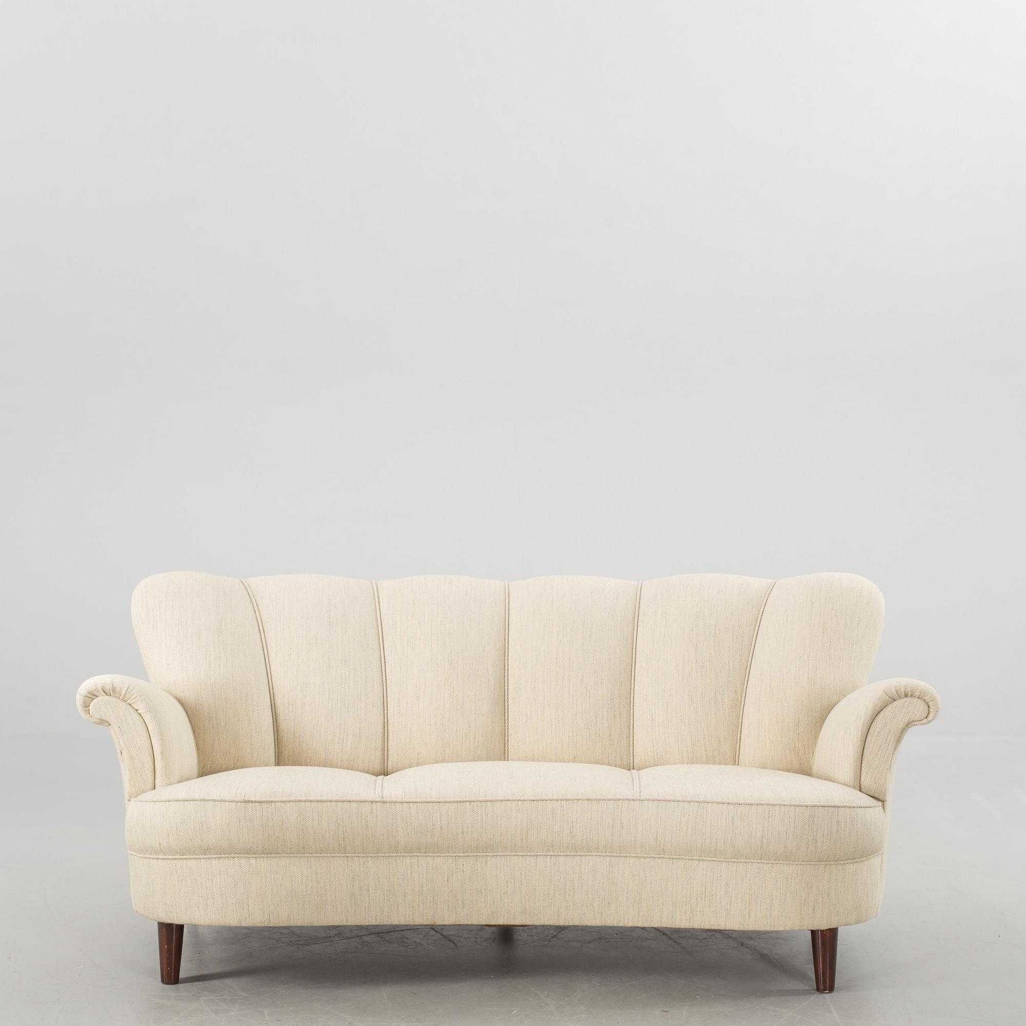 A 1950's three pice lounge suite.