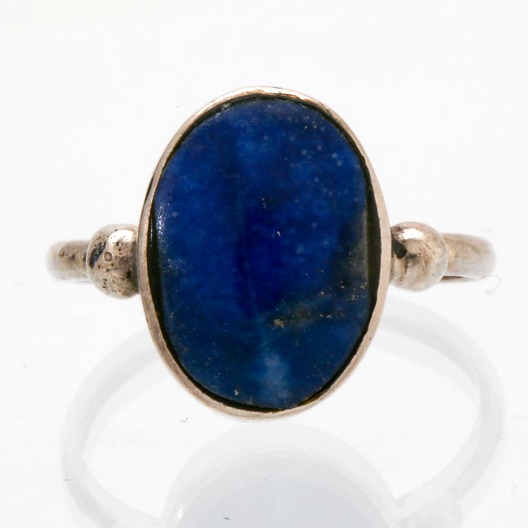Lapis lazuli and sodalite jewellery, 1 ring and 2 necklaces, silver and White metal.