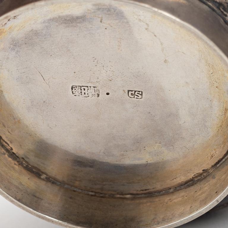 A Chinese silver bowl, early 20th Century.