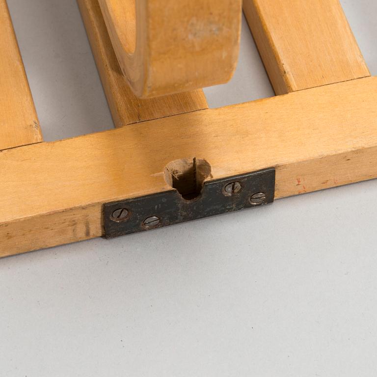 Alvar Aalto, A 1930/1940's coat rack  for O.Y. Huonekalu-ja Rakennustyötehdas A.B.