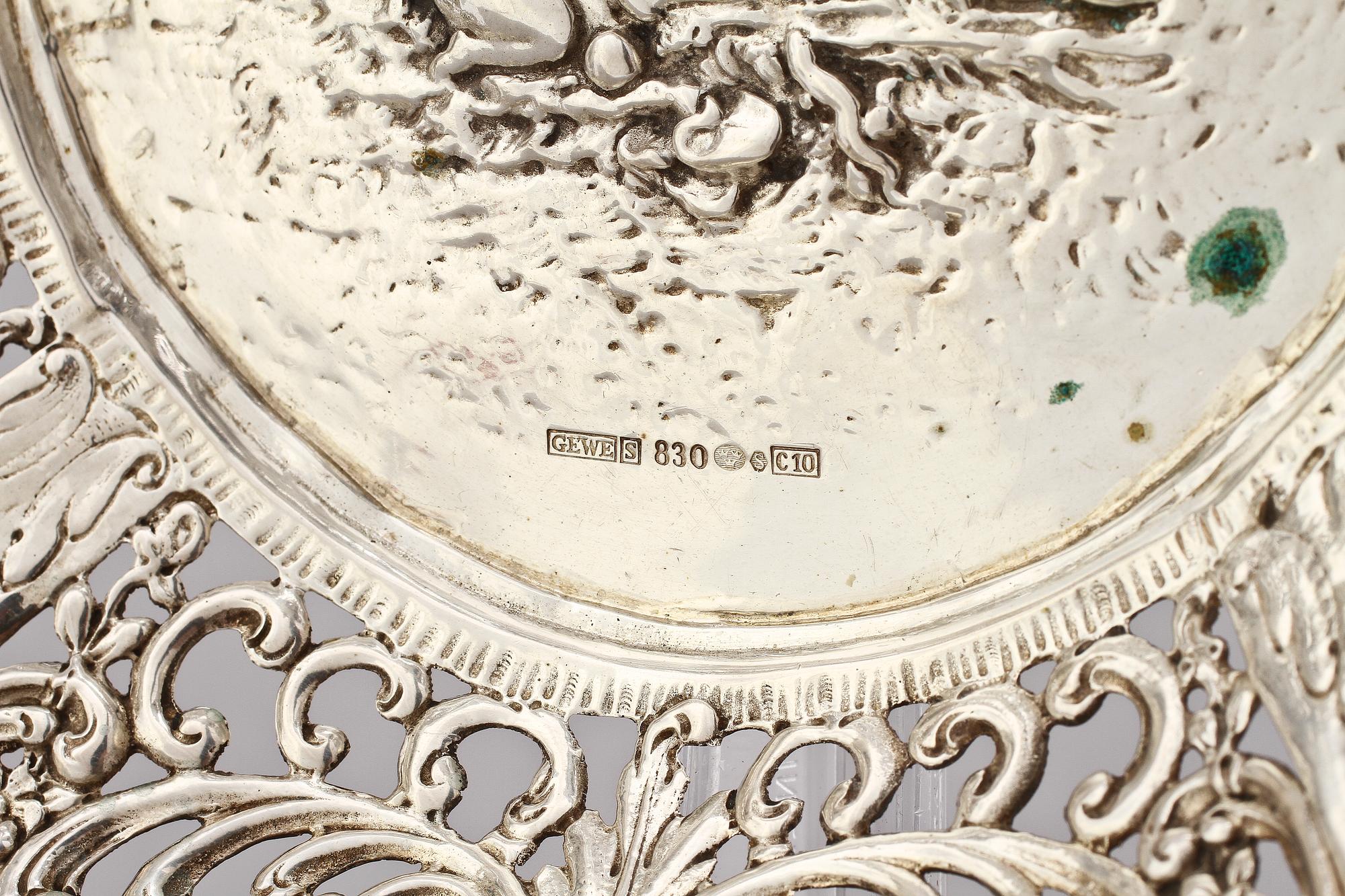 SKÅL, silver, importstämplar, 1977. Vikt 630 g.