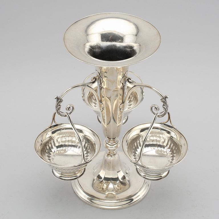 BORDSUPPSATS, silver, London 1907. Total vikt ca 1167 g.