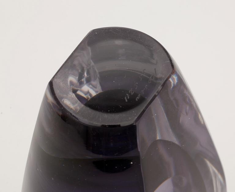 VAS, glas, Mona Morales Schildt, Kosta, 1900-talets andra hälft.
