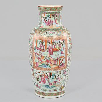 GOLVVAS, porslin, Kina, Kanton, sent 1800-tal.