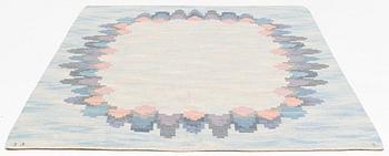 Judith Johansson, a carpet, "Blomsterkrans", flat weave, approximately 273 x 215 cm, signed JJ E.