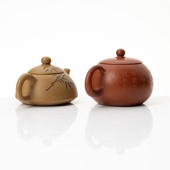 Two Chinese yixing teapots, 1990s and contemporary.