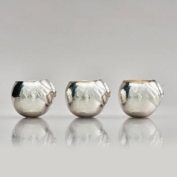 Olle Ohlsson, tumlare, 3 st, sterling silver, Stockholm 1979.
