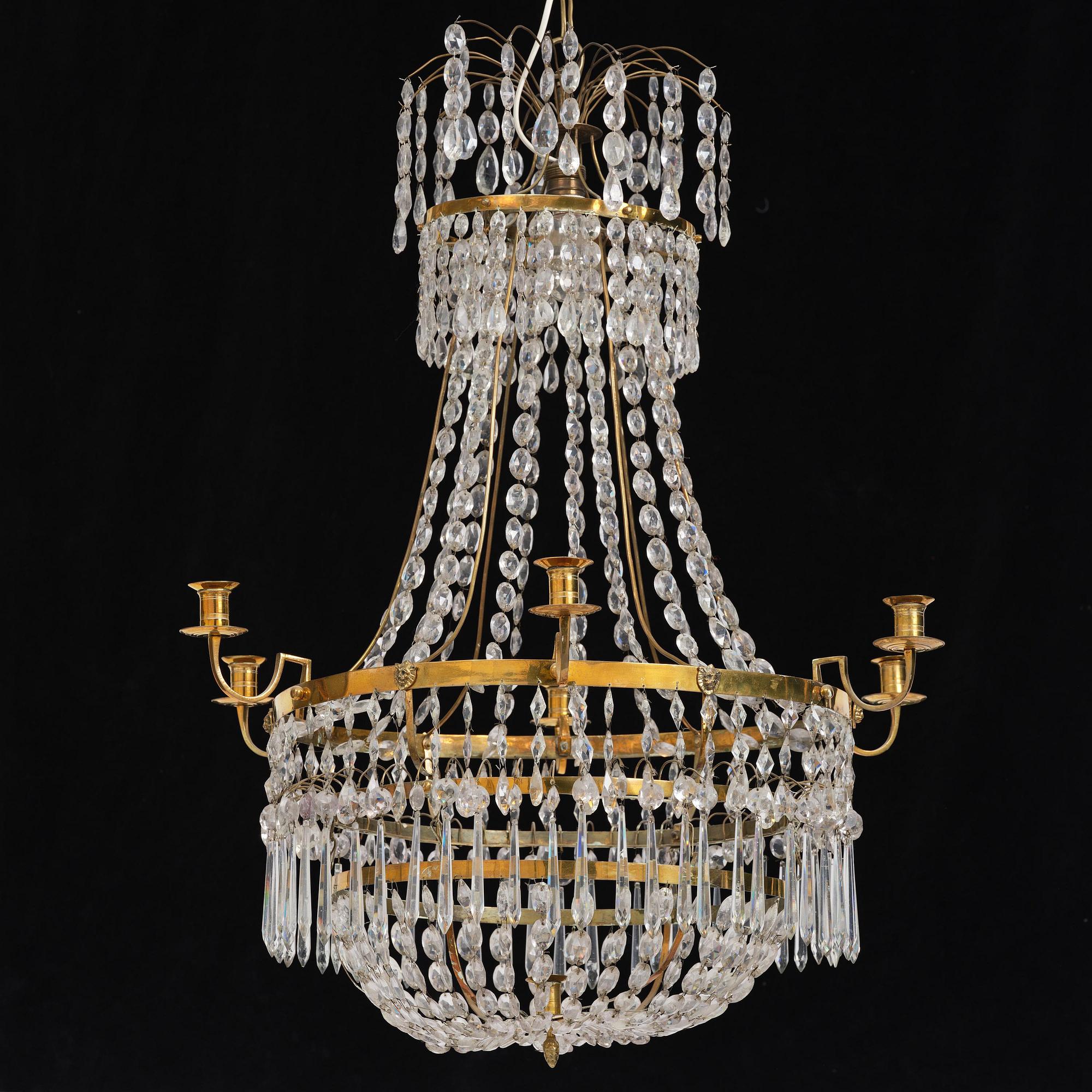 Ljuskrona, för sju ljus, Sverige, 1700-talets slut, Sengustaviansk.