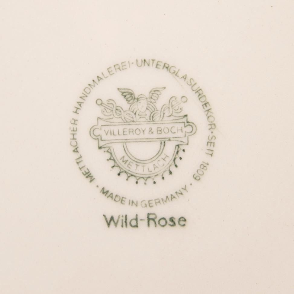 Dinner service, 48 pieces, “Wild Rose”, Villeroy & Boch, Germany.