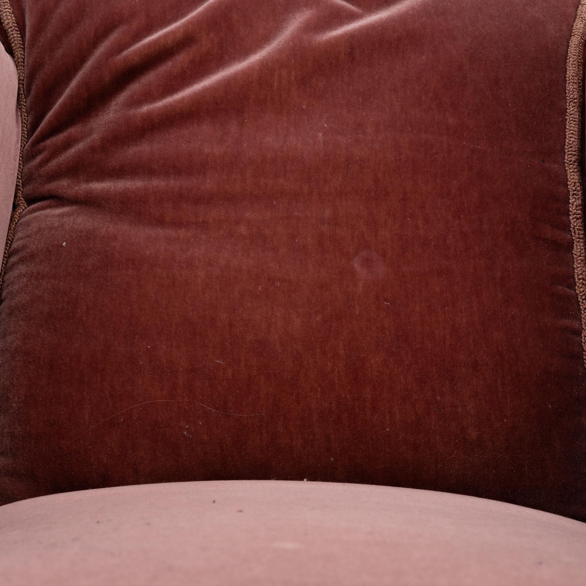 A lounge chair, Swedish modern, first half of the 20th century.