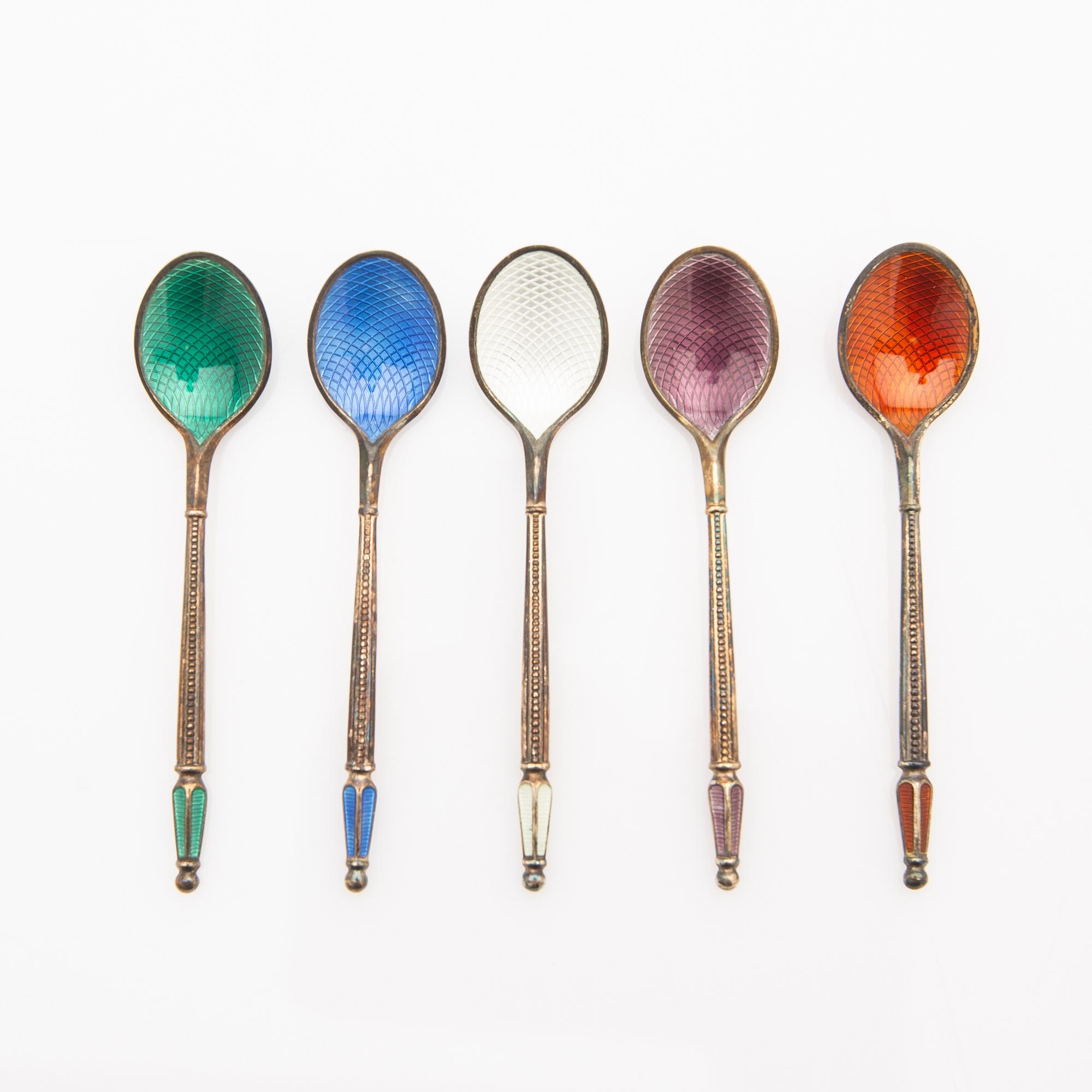 Anton Michelsen, skedar, 12 st, silver och emalj, Danmark, 1900-talets mitt.
