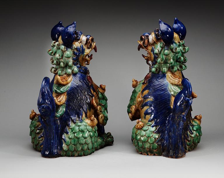 A pair of Buddhist lions, Qing dynasty.