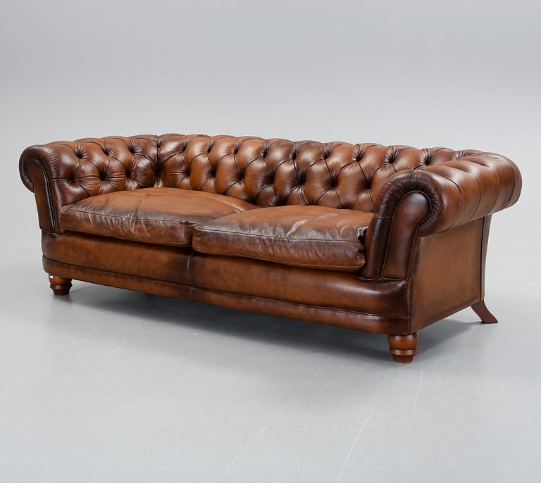 SOFFA, Chesterfieldmodell. Modern tillverkning.