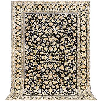 A Kashan carpet, c. 363 x 247 cm.