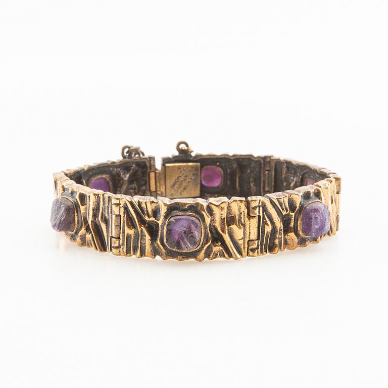 Pentti Sarpaneva, bracelet bronze with amethysts.