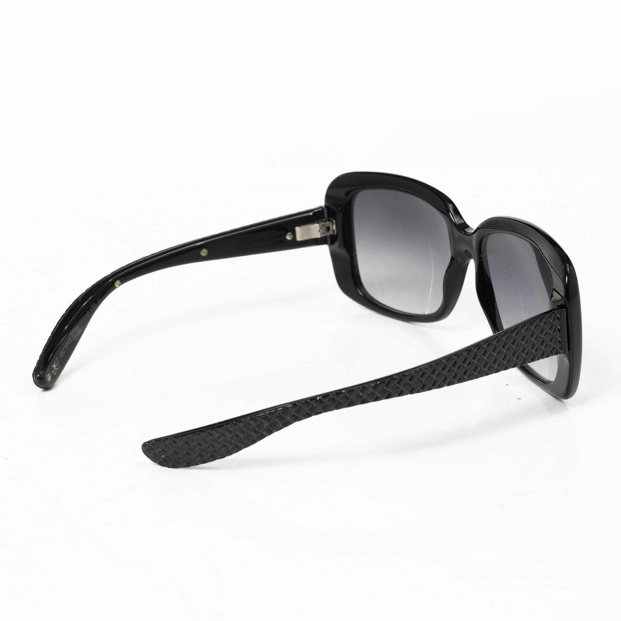 Bottega Veneta, solglasögon.